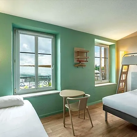 ホテル イビス バジェット サントル ガール 2*